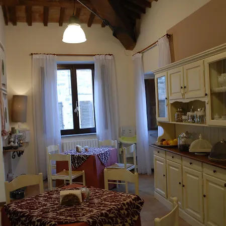 Palazzo Bonfranceschi 3* Belforte del Chienti