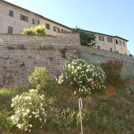 Oda ve Kahvaltı Palazzo Bonfranceschi 3*