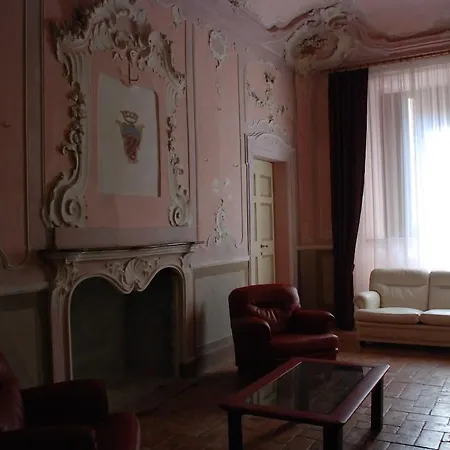 Oda ve Kahvaltı Palazzo Bonfranceschi 3*